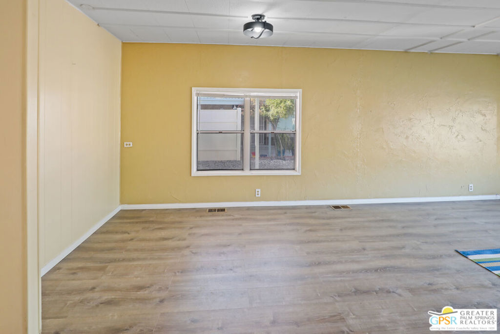 Date Palm Country Cl - Manufactured In Park