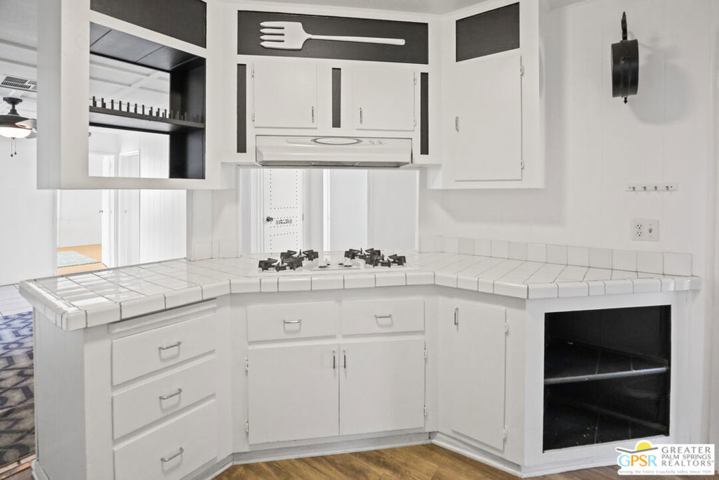 Date Palm Country Cl - Manufactured In Park