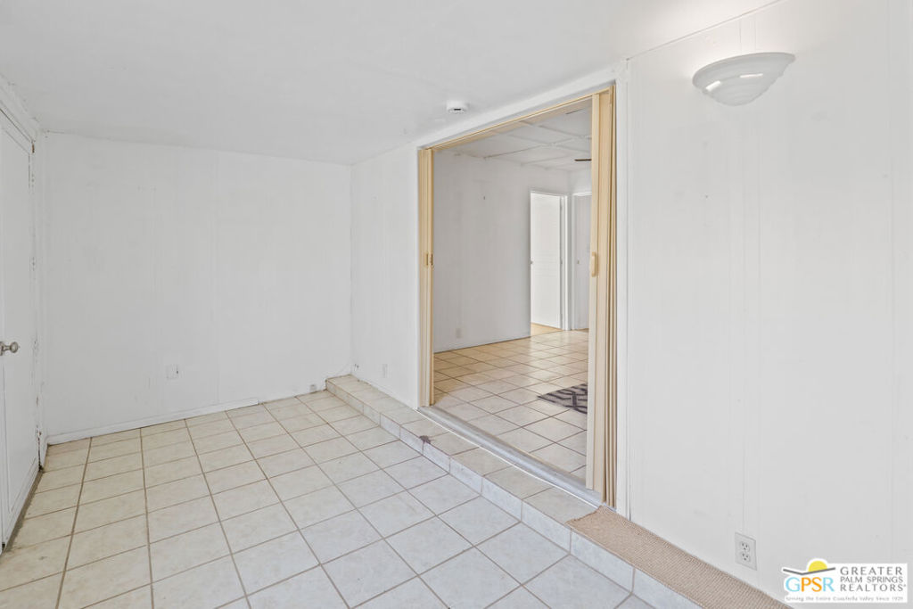 Date Palm Country Cl - Manufactured In Park