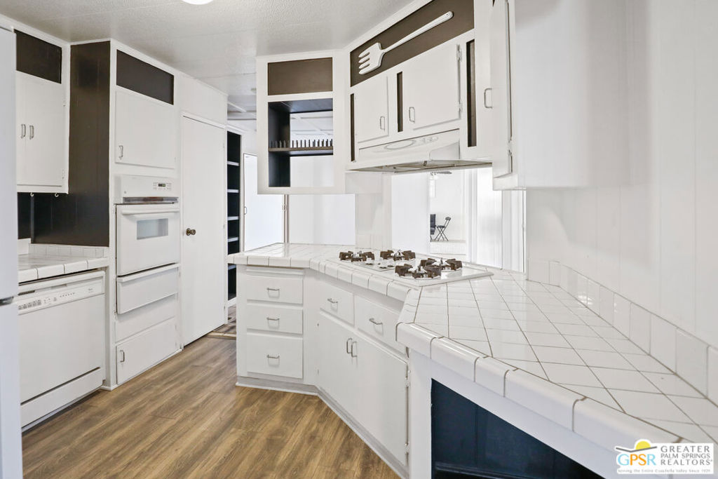 Date Palm Country Cl - Manufactured In Park