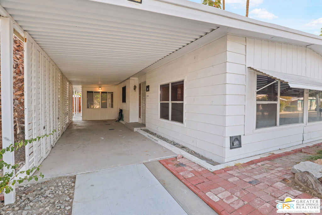 Date Palm Country Cl - Manufactured In Park