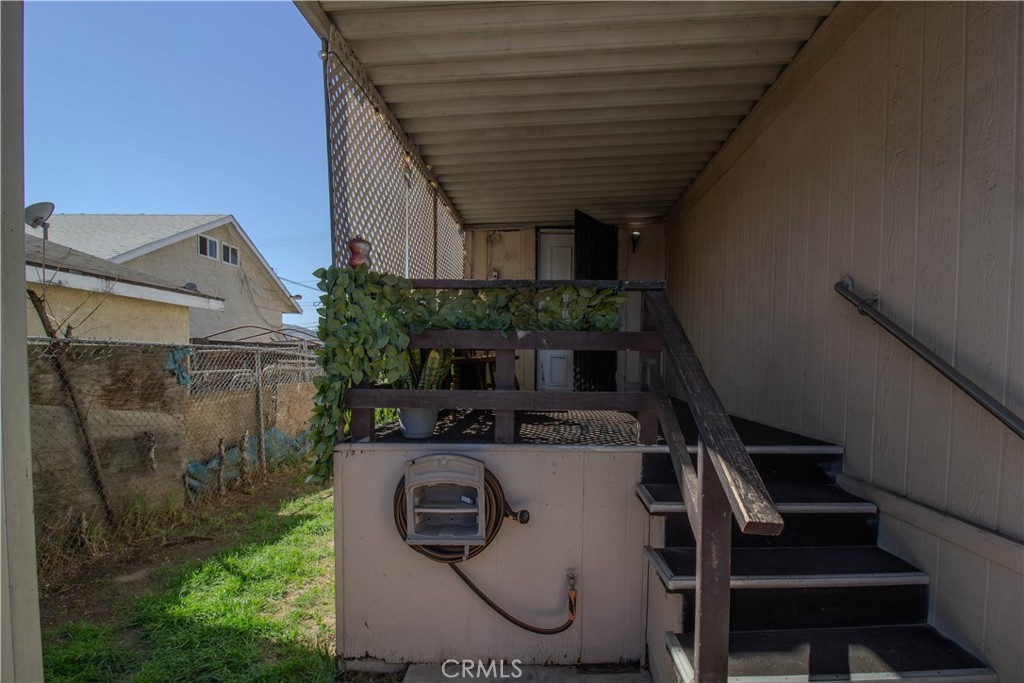 10701 Cedar 13
