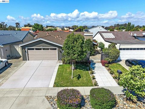 Photo of 39052 Levi St ST, Newark, CA 94560 (MLS # 41136200)