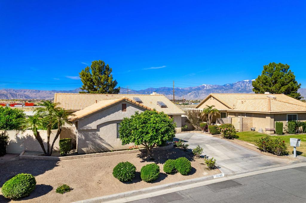 Tri Palm Estates - Residential