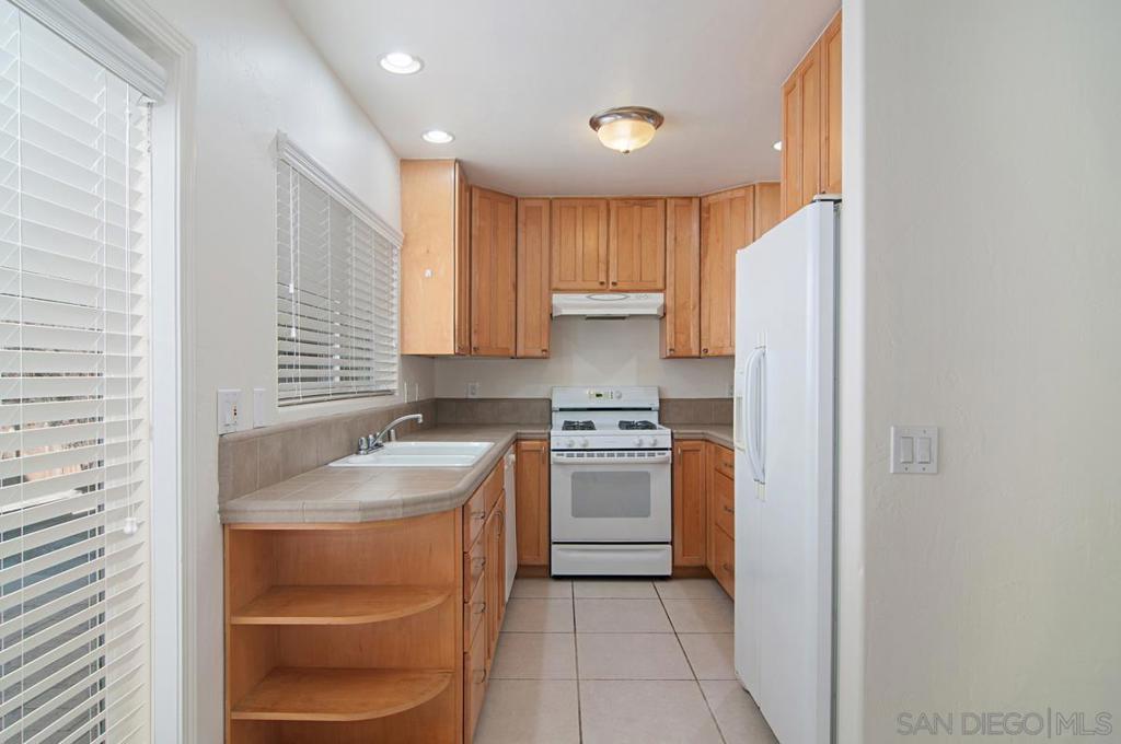Pacific Beach - Residential Income