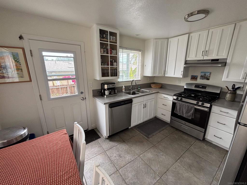 Pacific Beach - Residential Income