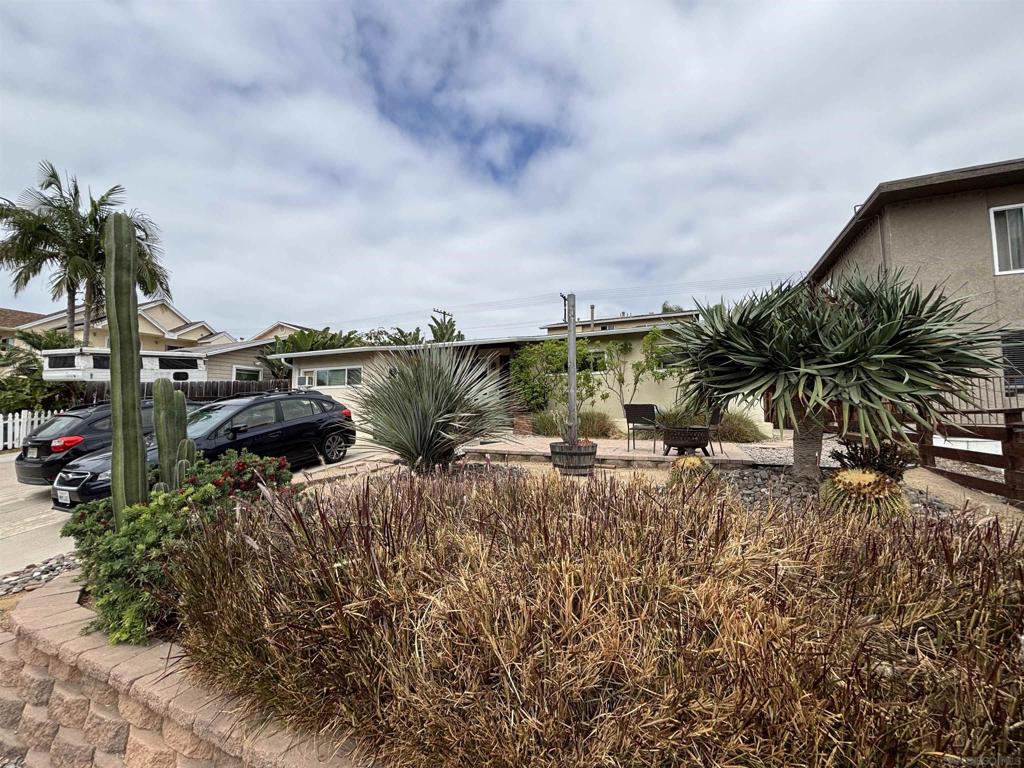 Pacific Beach - Residential Income