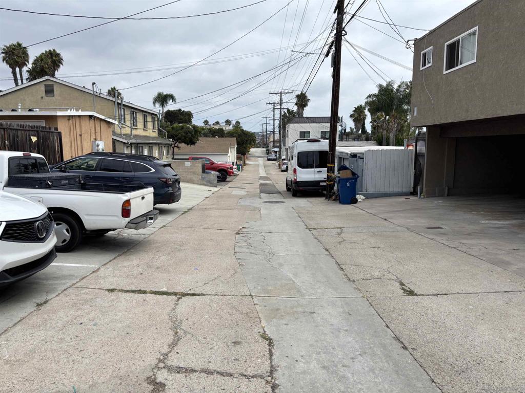 Pacific Beach - Residential Income