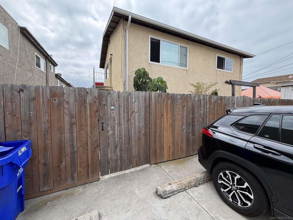 Pacific Beach - Residential Income