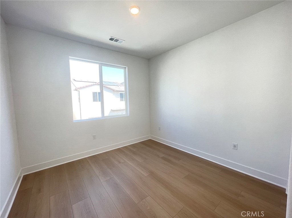 Estela - Residential Lease