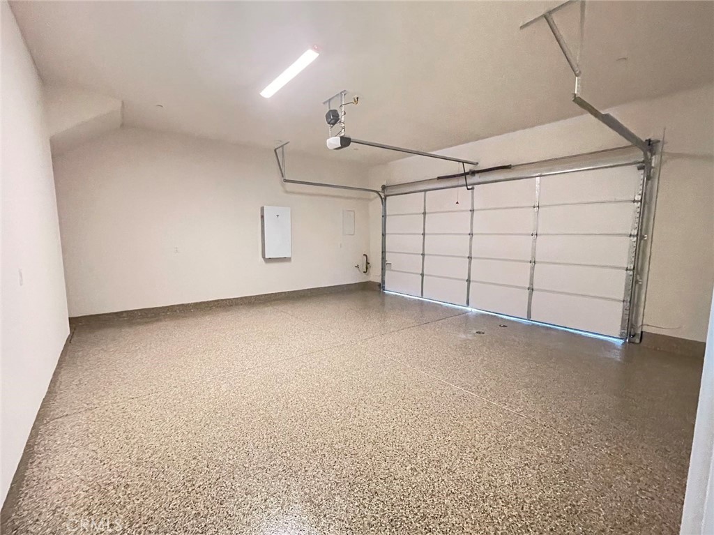 Estela - Residential Lease