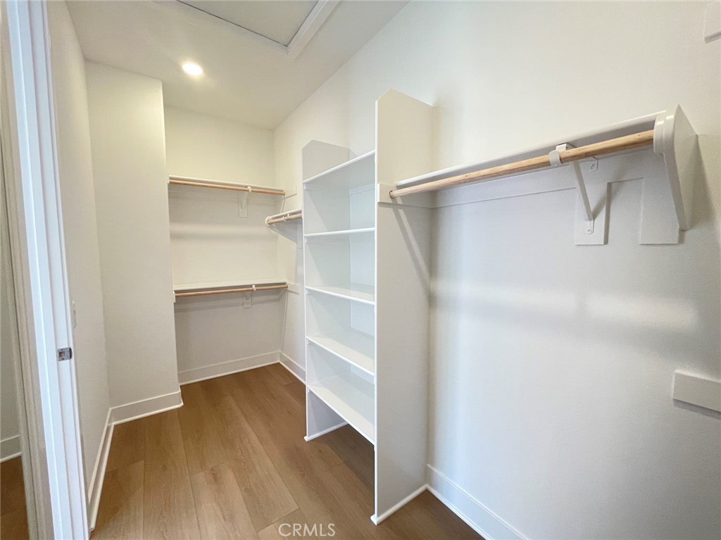 Estela - Residential Lease