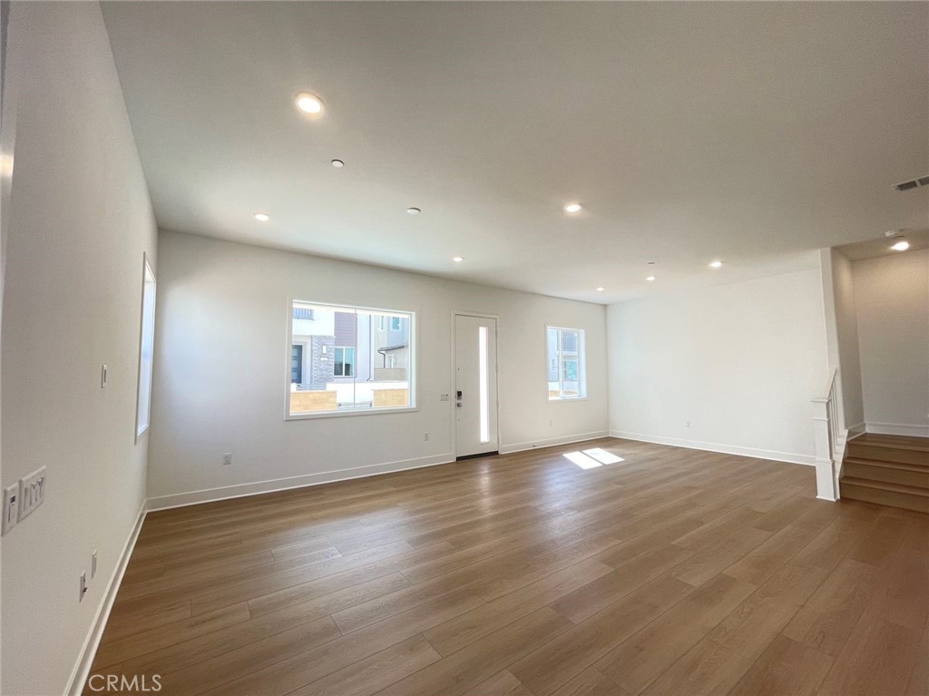 Estela - Residential Lease