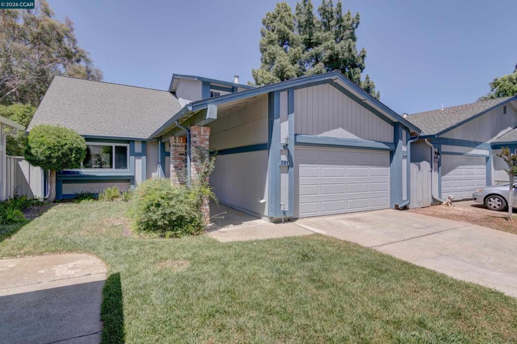 585 Mt Dell Dr Dr, Clayton CA 94517