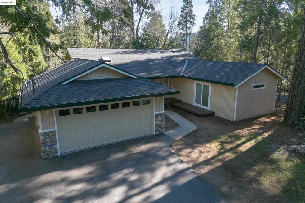 22749 Confidence Rd