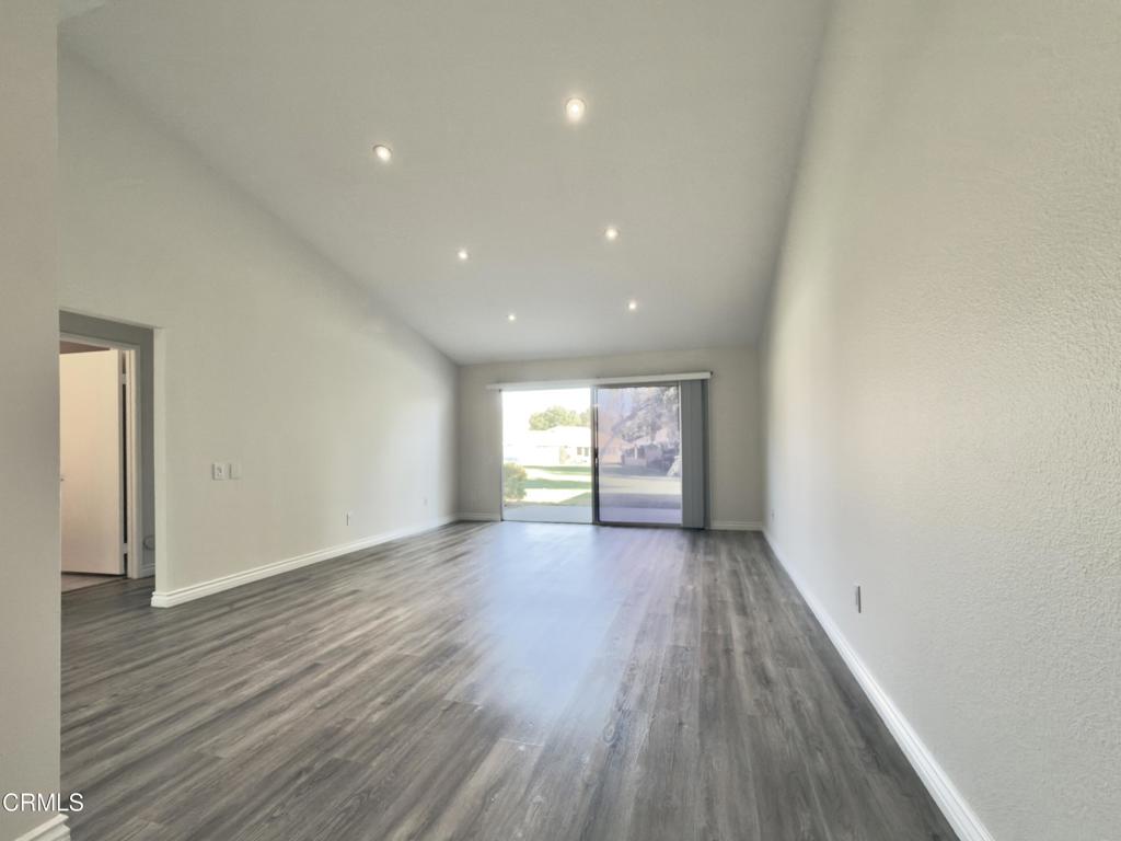 11243 Village 11