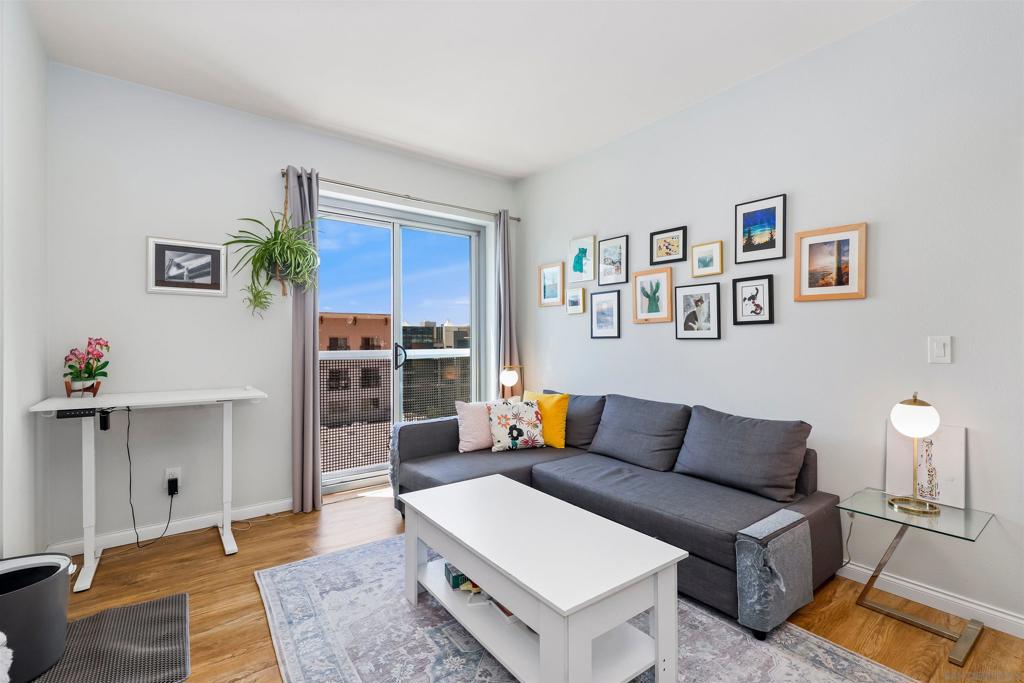 445 Island Ave 702
