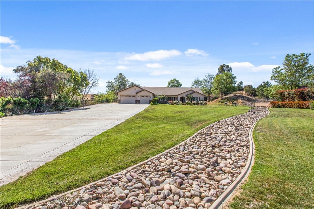 9841 Kehl Canyon