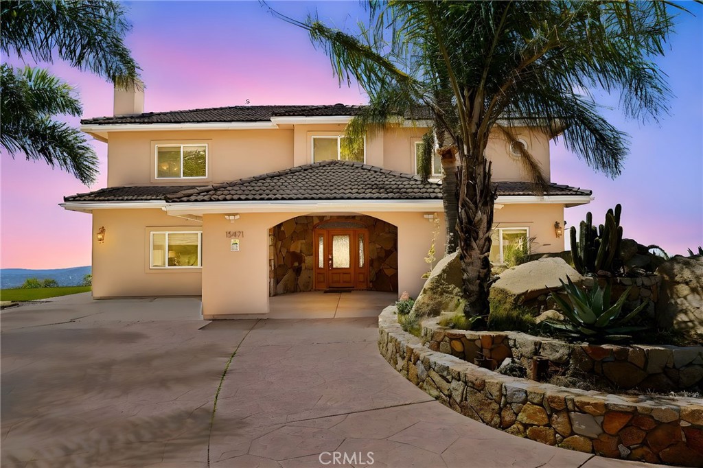 15471 Green Valley Truck