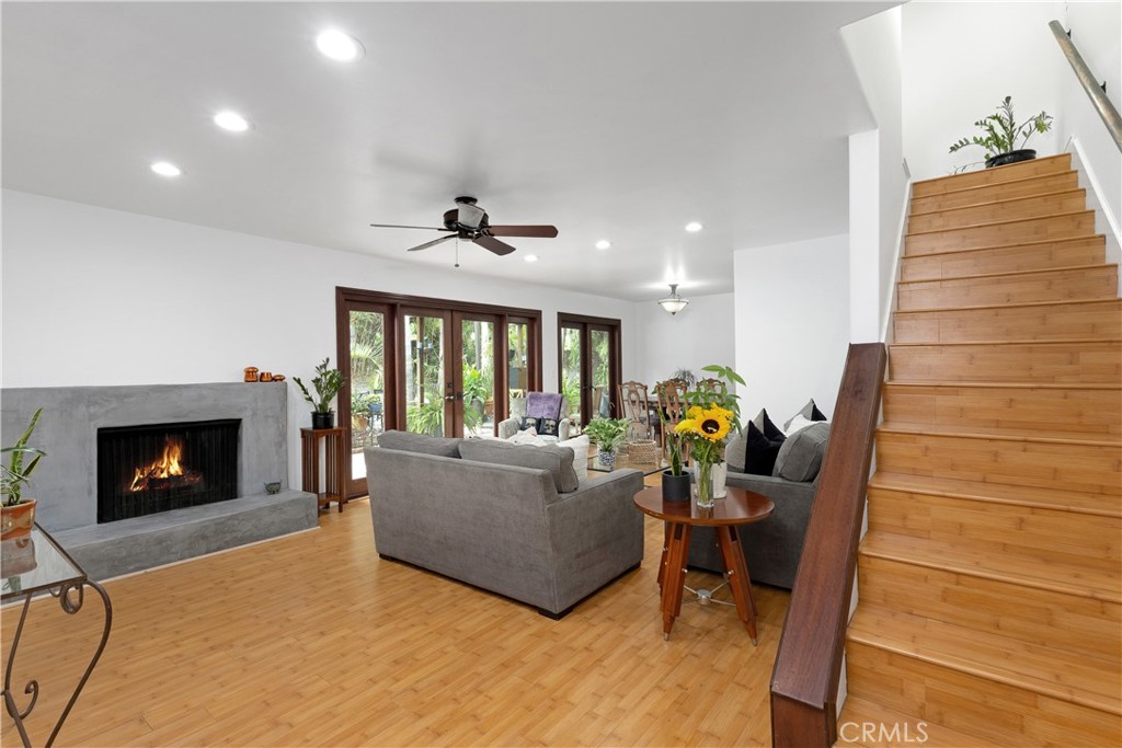 1956 Flamingo Drive