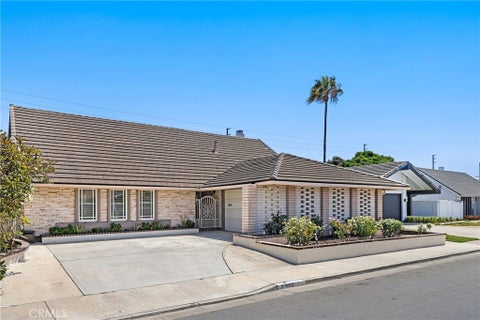 Photo of 21052 Amberwick Lane, Huntington Beach, CA 92646 (MLS # OC26166237)