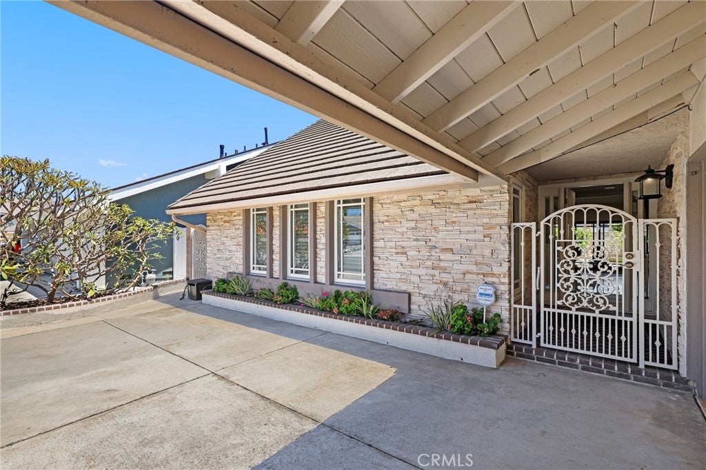 21052 Amberwick Lane, Huntington Beach CA 92646 - Photo 40