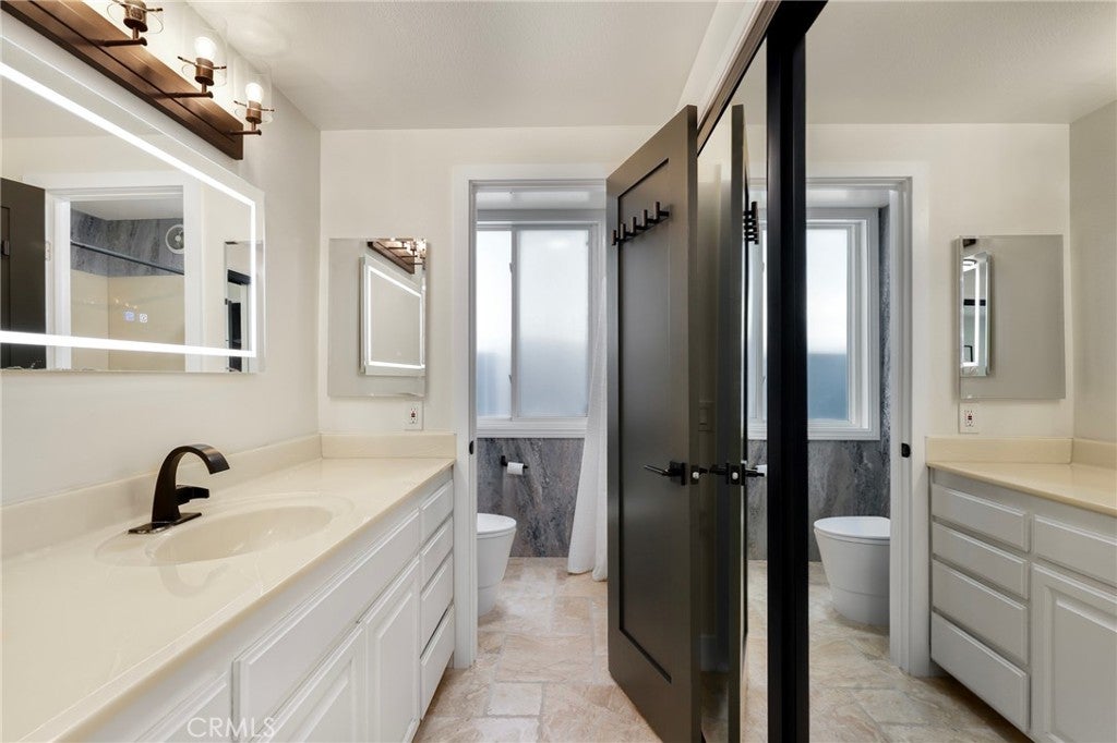 21052 Amberwick Lane, Huntington Beach CA 92646 - Photo 16