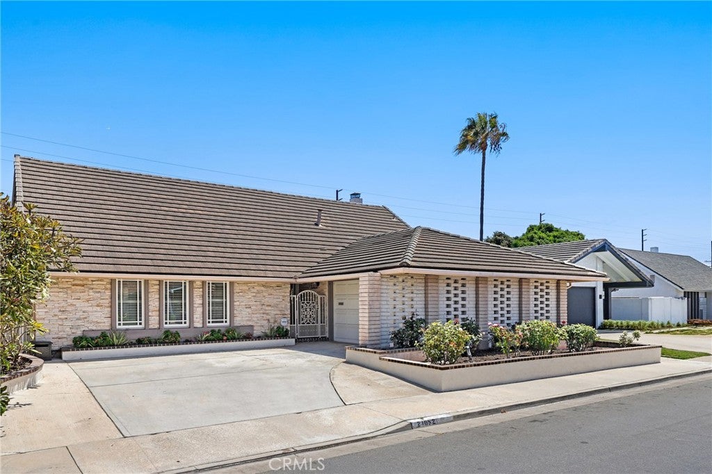 21052 Amberwick Lane, Huntington Beach CA 92646 - Photo 39