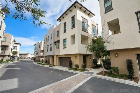 Photo of 2325 Verano Way Way, Vista, CA 92081 (MLS # 260004474SD)