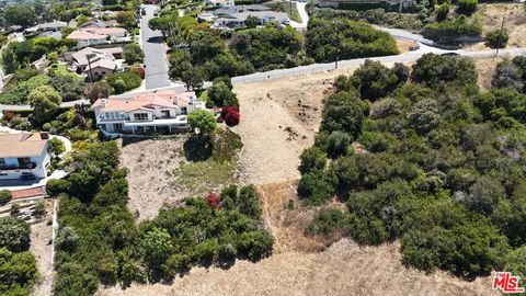Photo of 14 Bronco Drive, Rancho Palos Verdes, CA 90275 (MLS # 26636987)