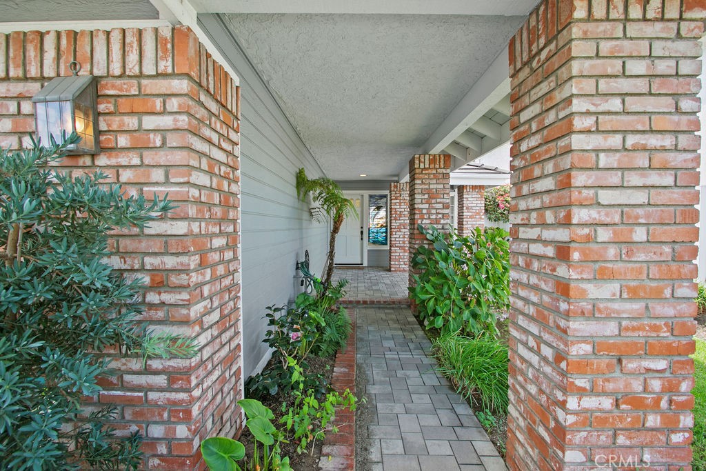2151 Camino Laurel