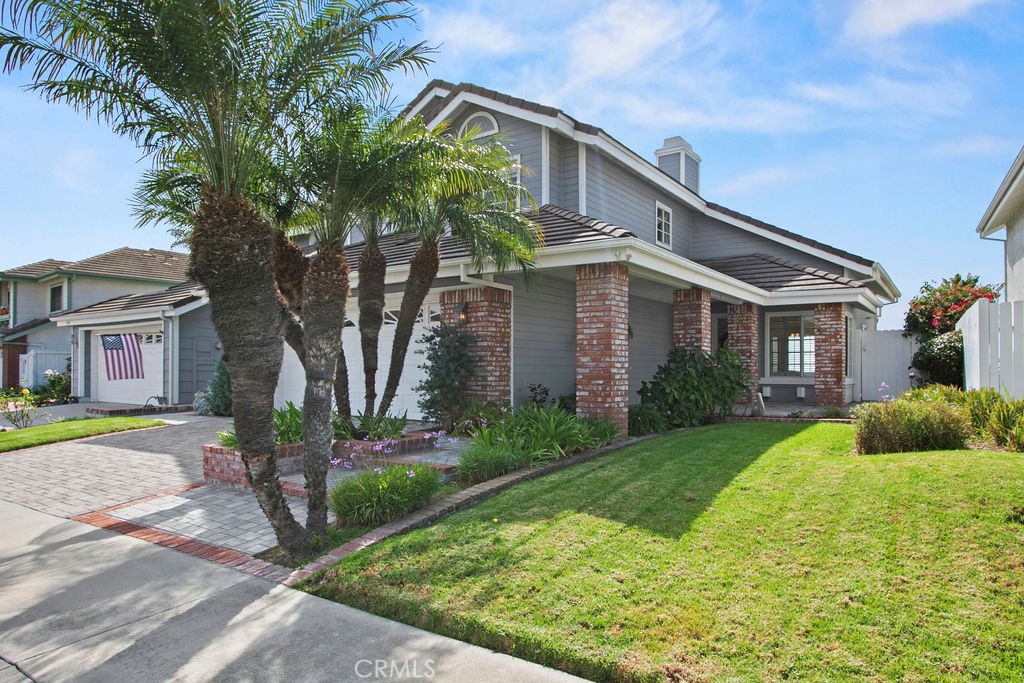 2151 Camino Laurel