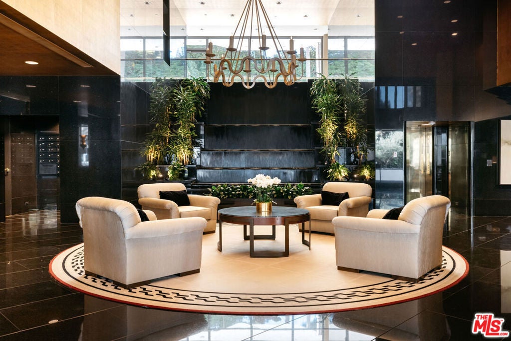 10601 Wilshire Boulevard 1601