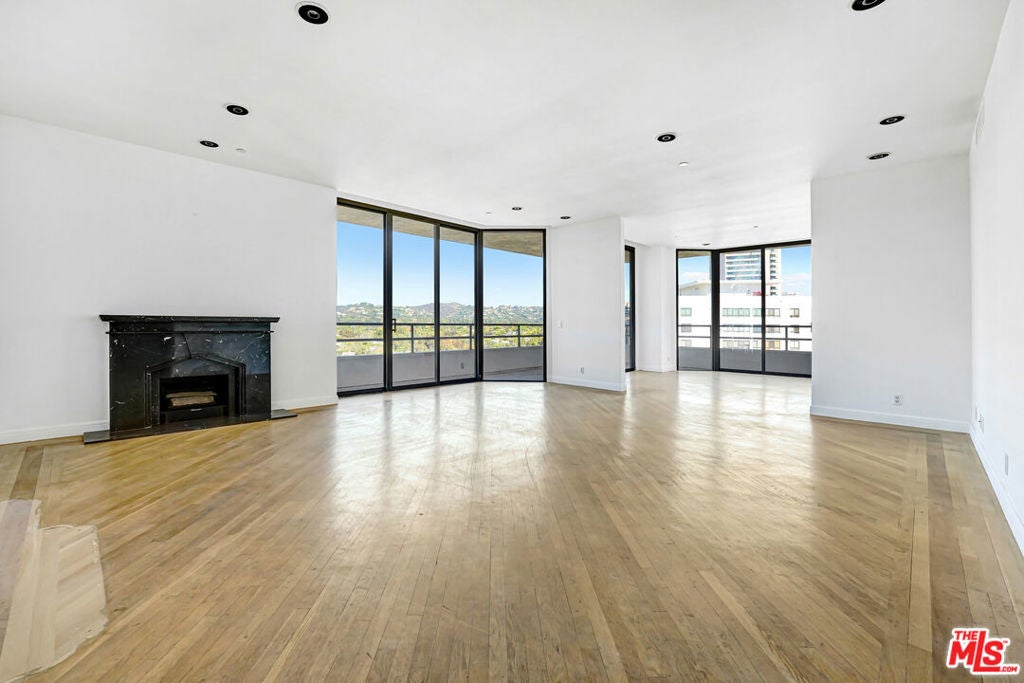 10601 Wilshire Boulevard 1601