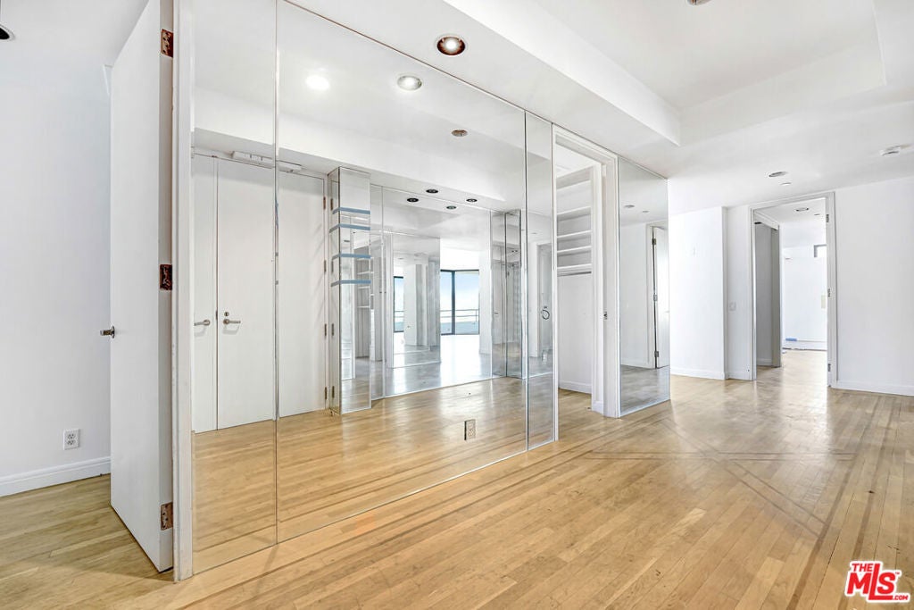 10601 Wilshire Boulevard 1601