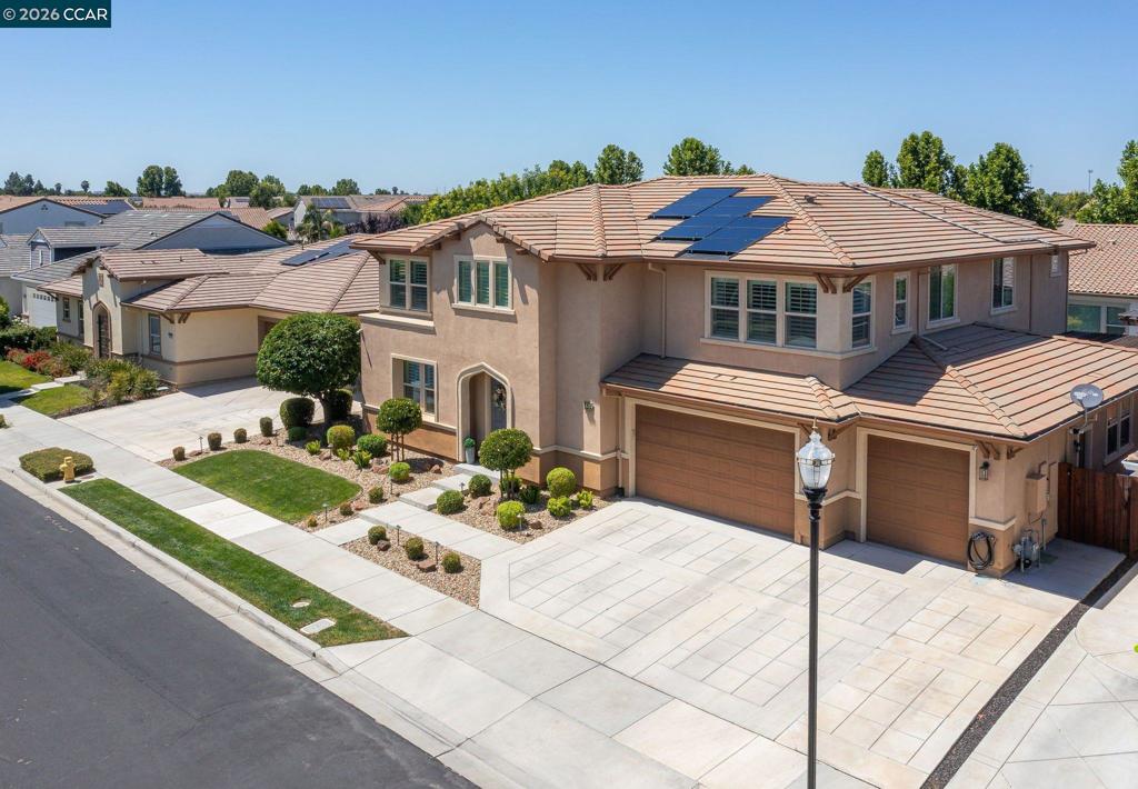 449 Avondale Ct