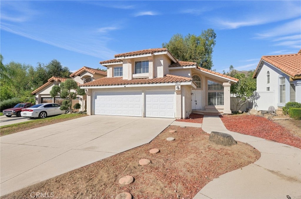 10245 Sycamore Canyon