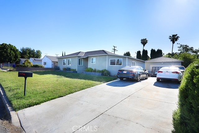 885 N Millard Avenue
