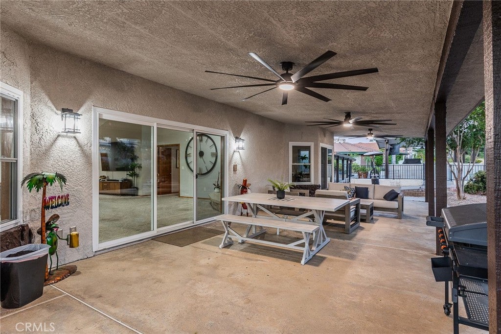 23137 Canyon Lake S