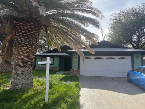 MLS: SR26015392
