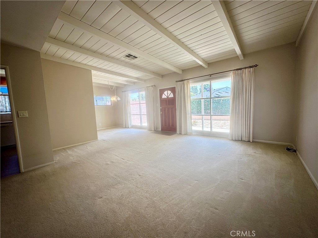 1712 Whitehurst
