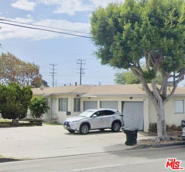 4868 W El Segundo Boulevard
