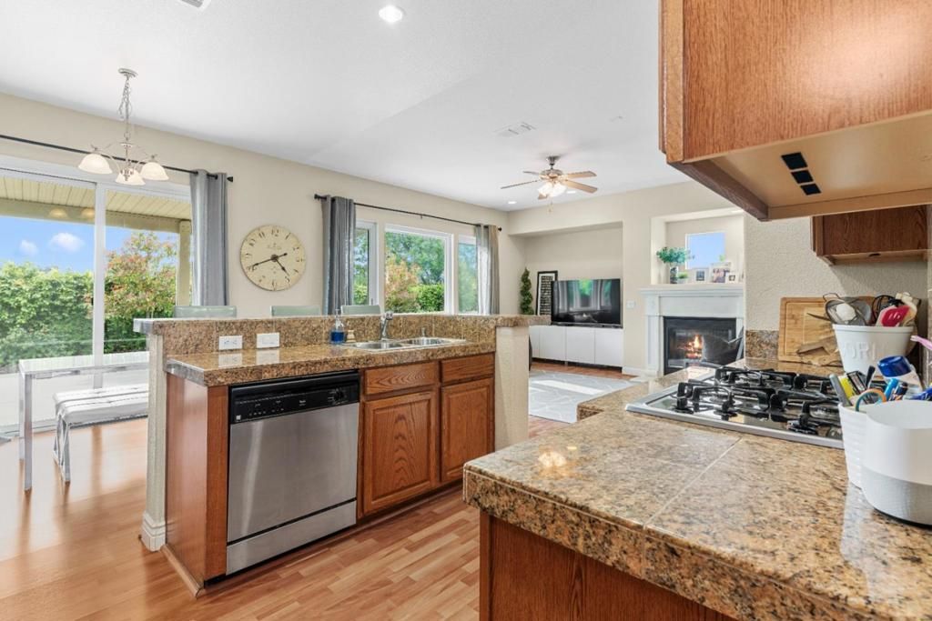 listing image 130728920099992839833