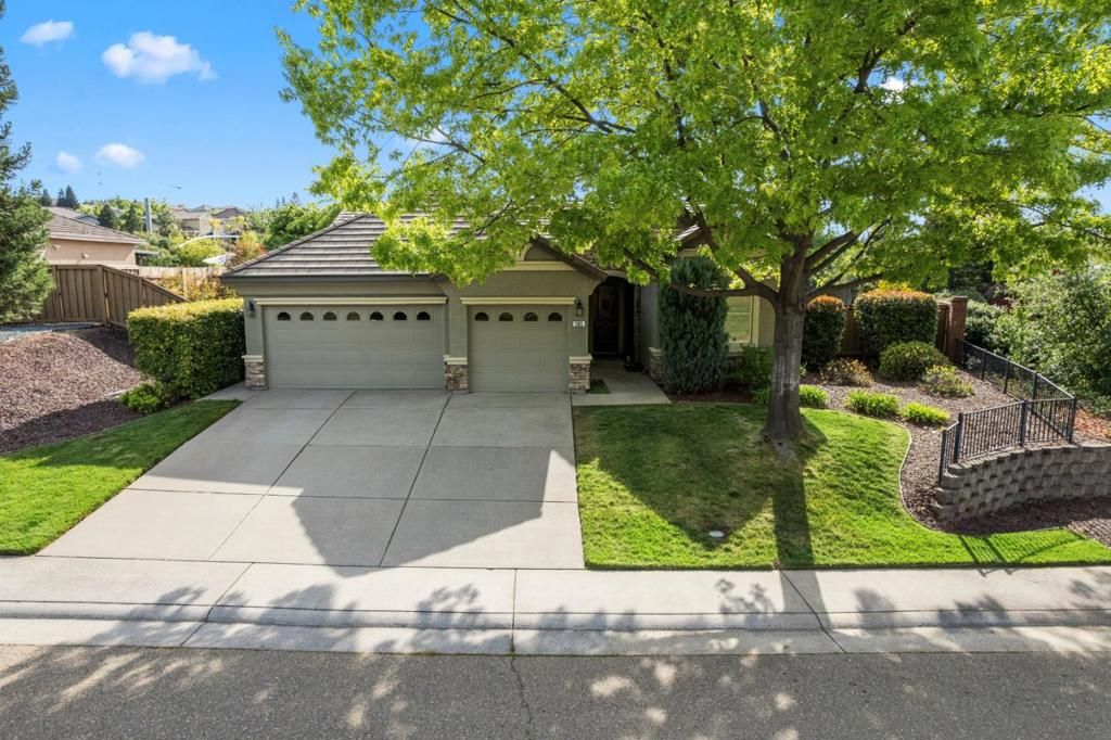 listing image 130728411229076530143