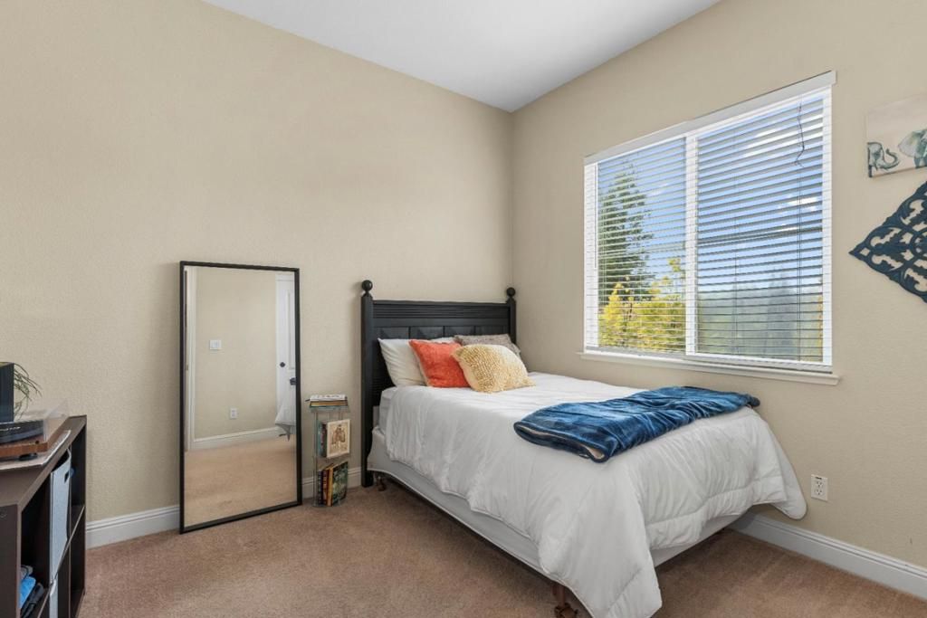 listing image 130721957990427586689