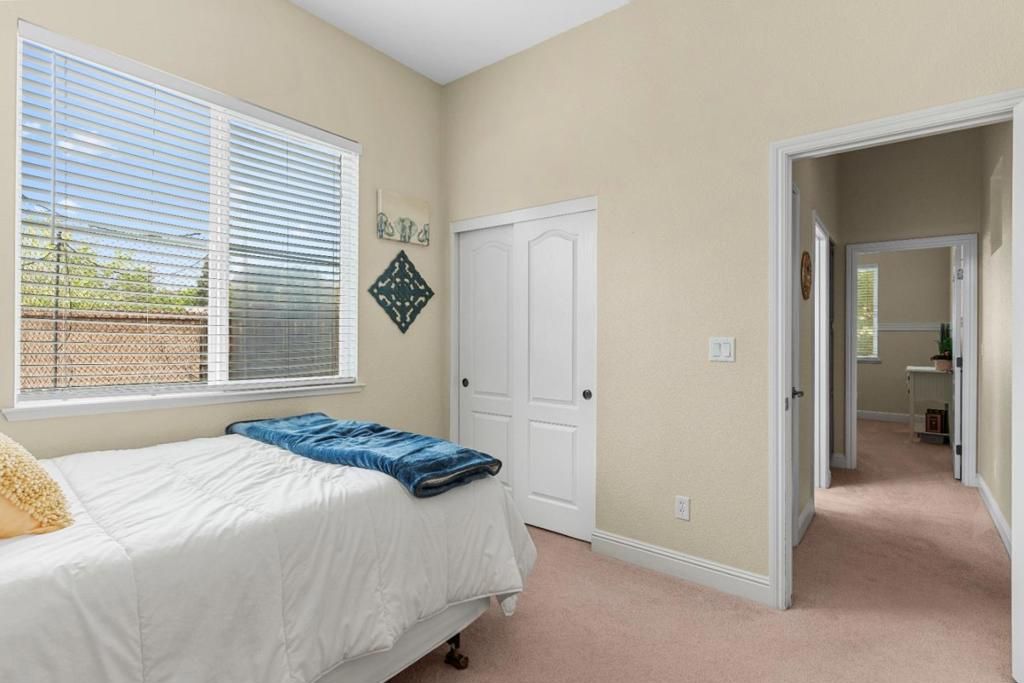 listing image 130720999992459372138