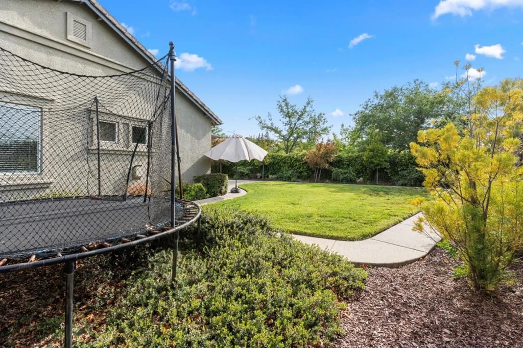listing image 130727090759091954555