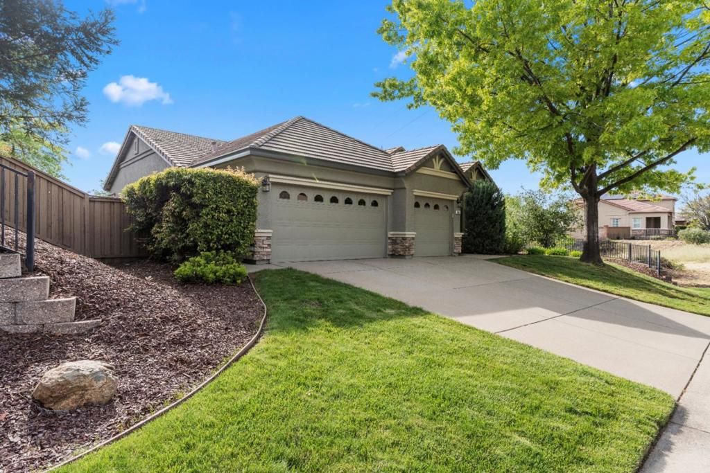 listing image 130728041924561203157