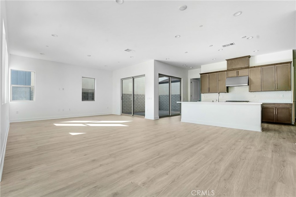 27422 Creekwood Lane