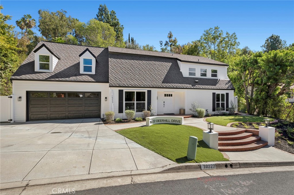 10222 Deerhill